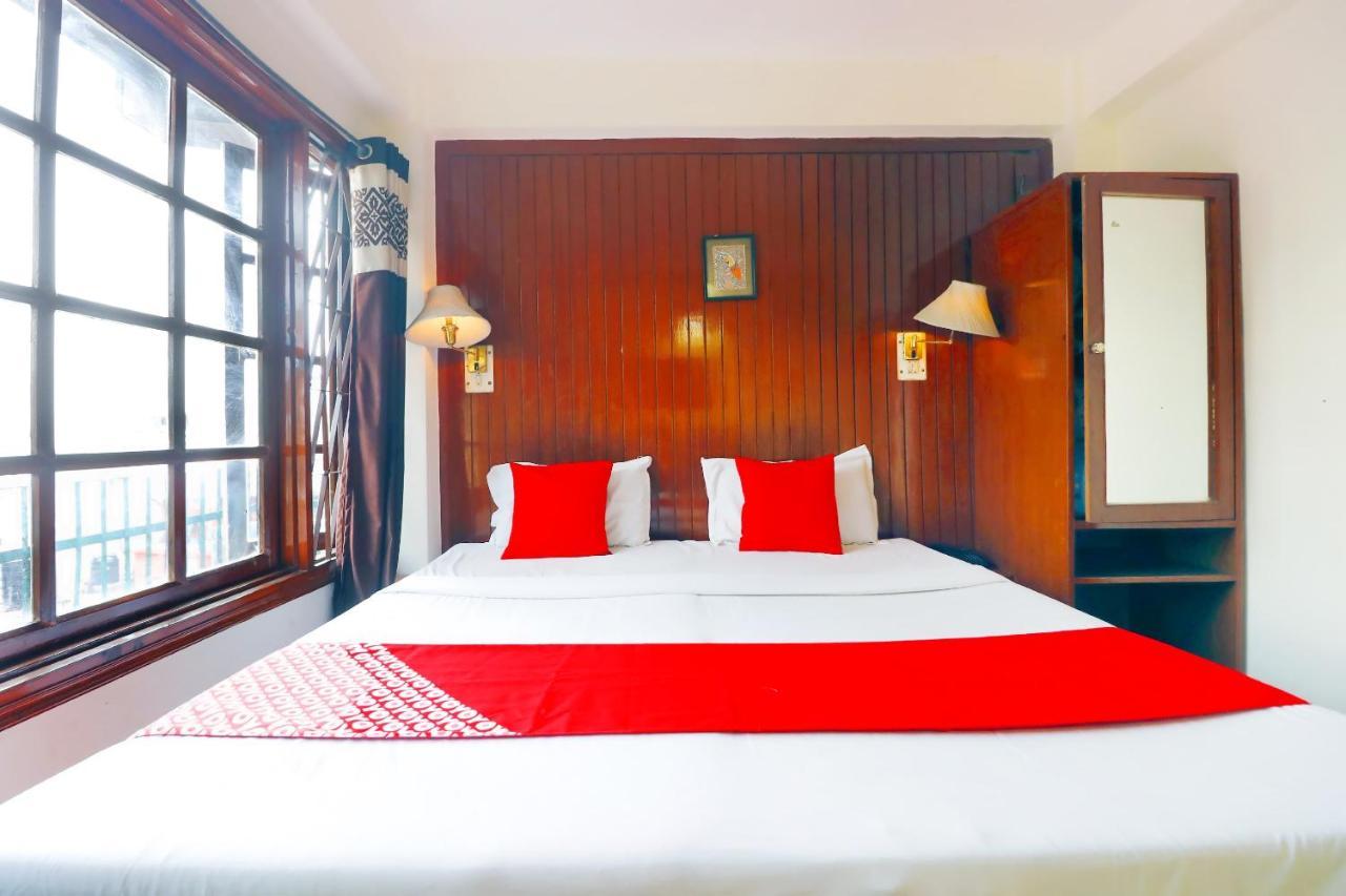 Oyo 45337 Hotel Woodland Shimla Eksteriør bilde