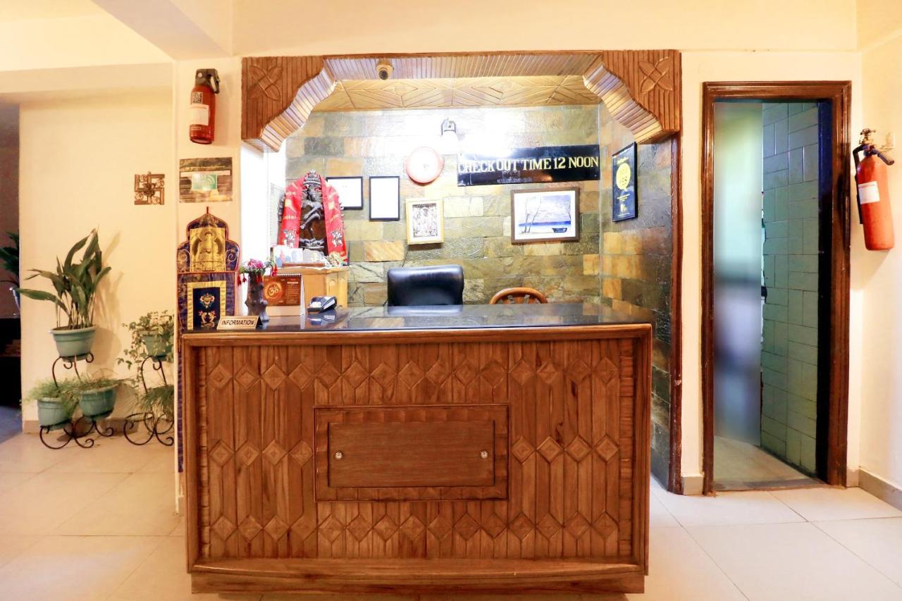 Oyo 45337 Hotel Woodland Shimla Eksteriør bilde