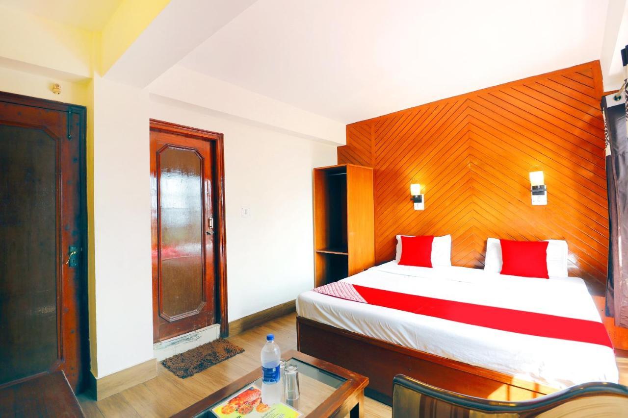 Oyo 45337 Hotel Woodland Shimla Eksteriør bilde