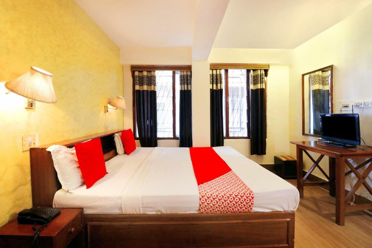 Oyo 45337 Hotel Woodland Shimla Eksteriør bilde